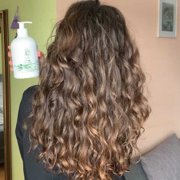 White Hair Mask - vlasová maska pre hĺbkovú hydratáciu suchých, poškodených, či farbených vlasov - The Garden - expertnavlasy.sk