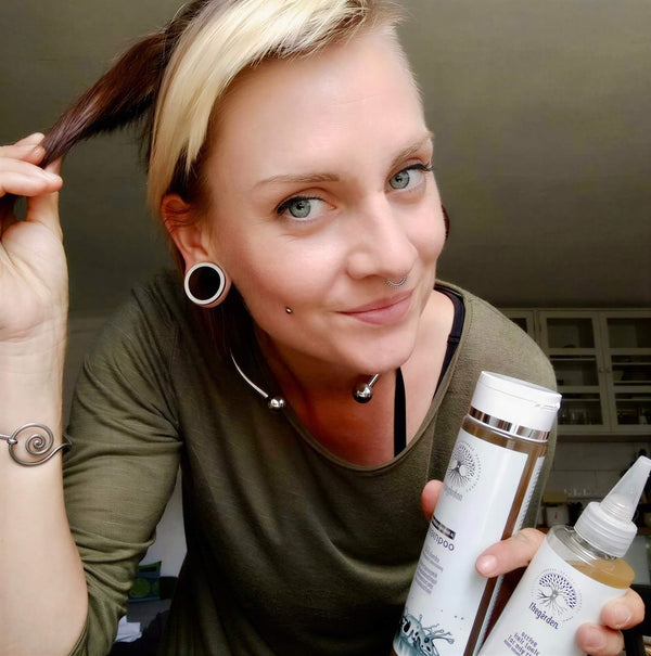 Zvýhodnený SILVER Herbs Trio balíček -vlasové tonikum, šampón a bylinná zmes pre mastnú pokožku - The Garden - expertnavlasy.sk