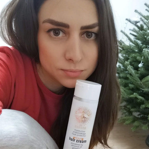 White Hair Cream - ochránca vlasov pred žehlením, slnkom, lámaním vlasov a končekov - The Garden - expertnavlasy.sk