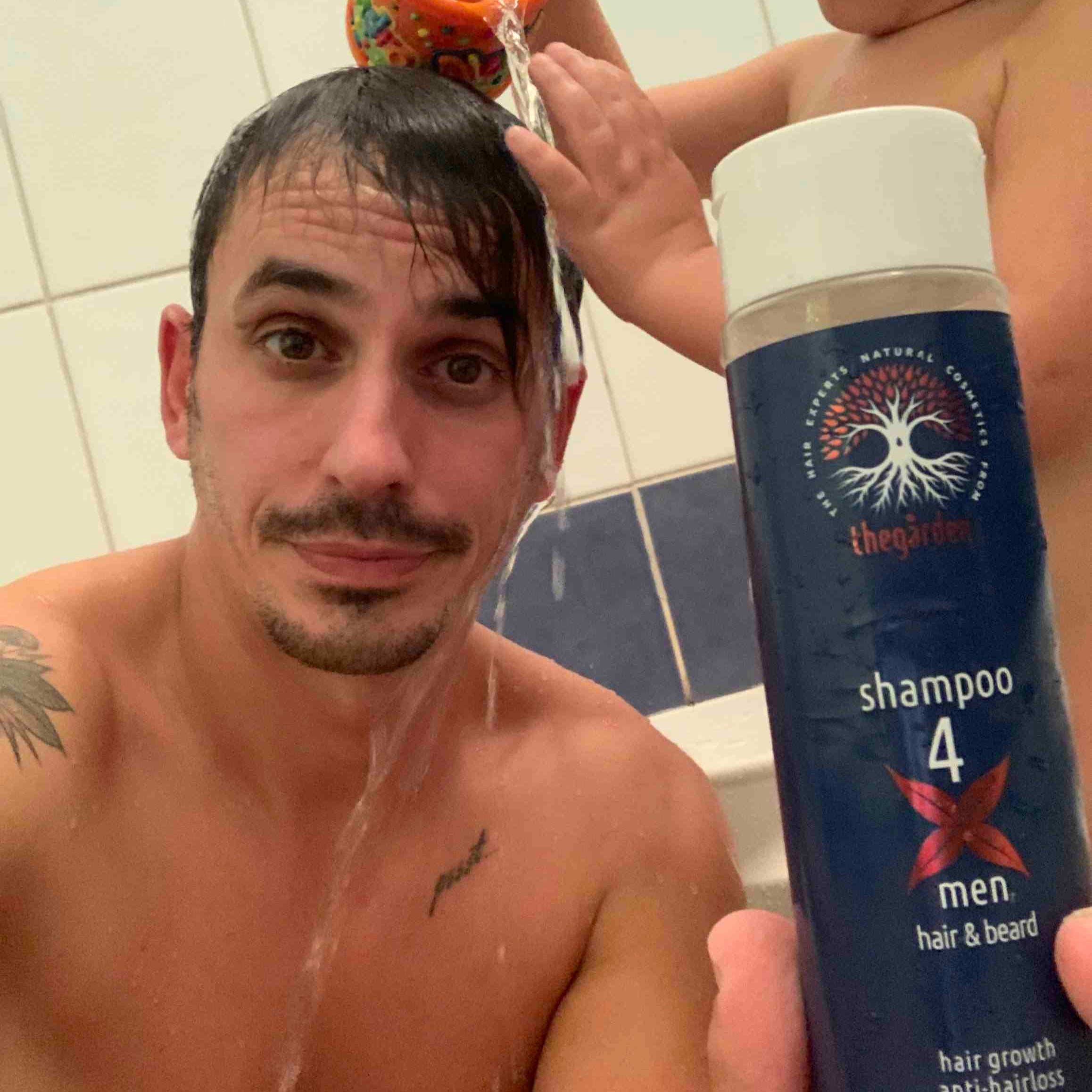 Double Impact 4MEN - vlasové tonikum a šampón pre aktiváciu korienkov a vyčistenie pokožky vlasov a brady u pánov - The Garden - expertnavlasy.sk